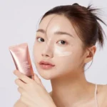 فروش کرم ضد آفتاب بدون رنگ مدی‌کیوب مدل Collagen SPF50