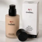 کرم پودر شنل آبرسان و ضد پیری Chanel N°1 De Chanel Revitalizing Foundation