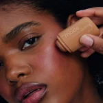فروش رژگونه استیکی بلاش رود Rhode Pocket Blush