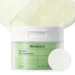 Toner pad for acne-prone skin
