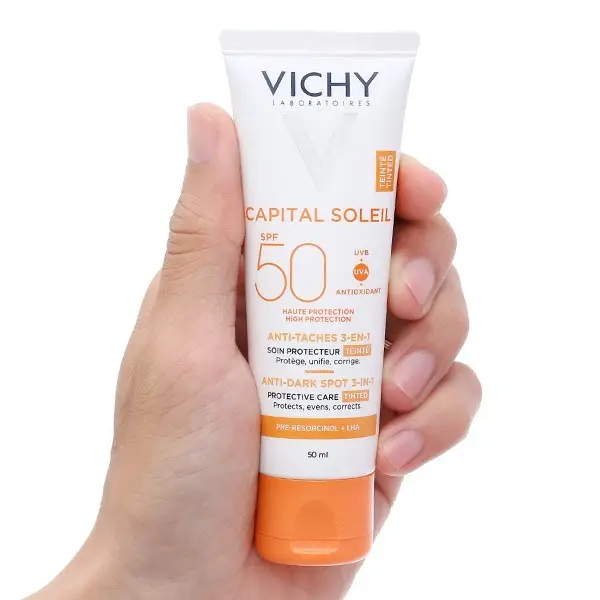 قیمت ضد آفتاب ضد لک رنگی ویشی Capital Soleil 3-in-1 Tinted...